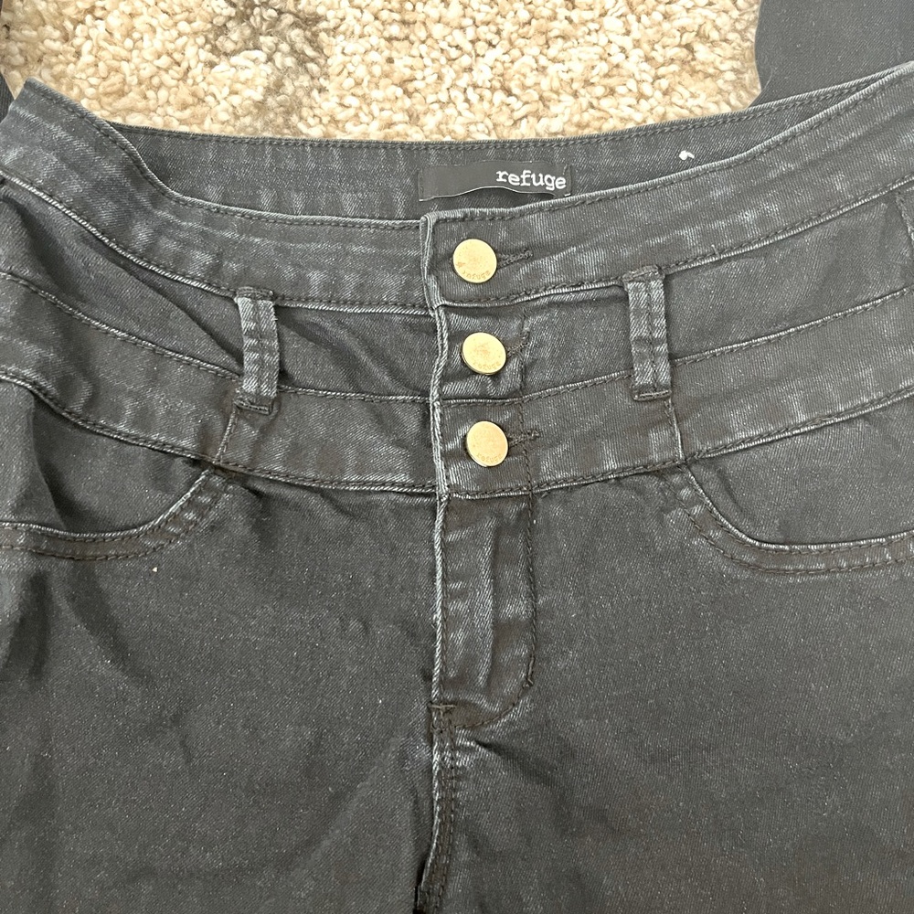 Refuge blank (no rips) jeans!